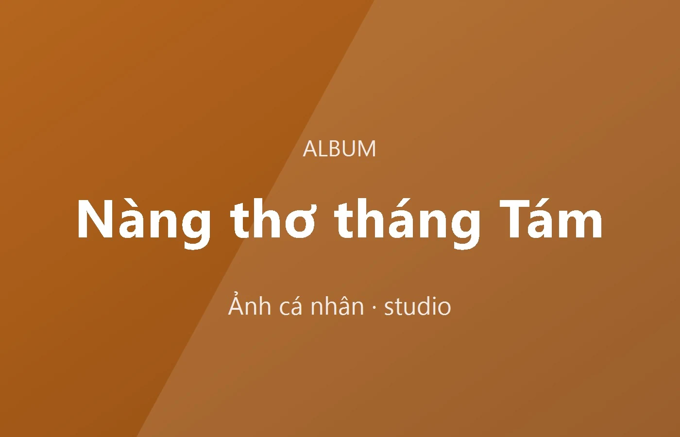 Nàng thơ tháng Tám